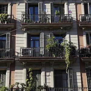 barnapartments-rambla-catalua.topbarcelonahotels.com/